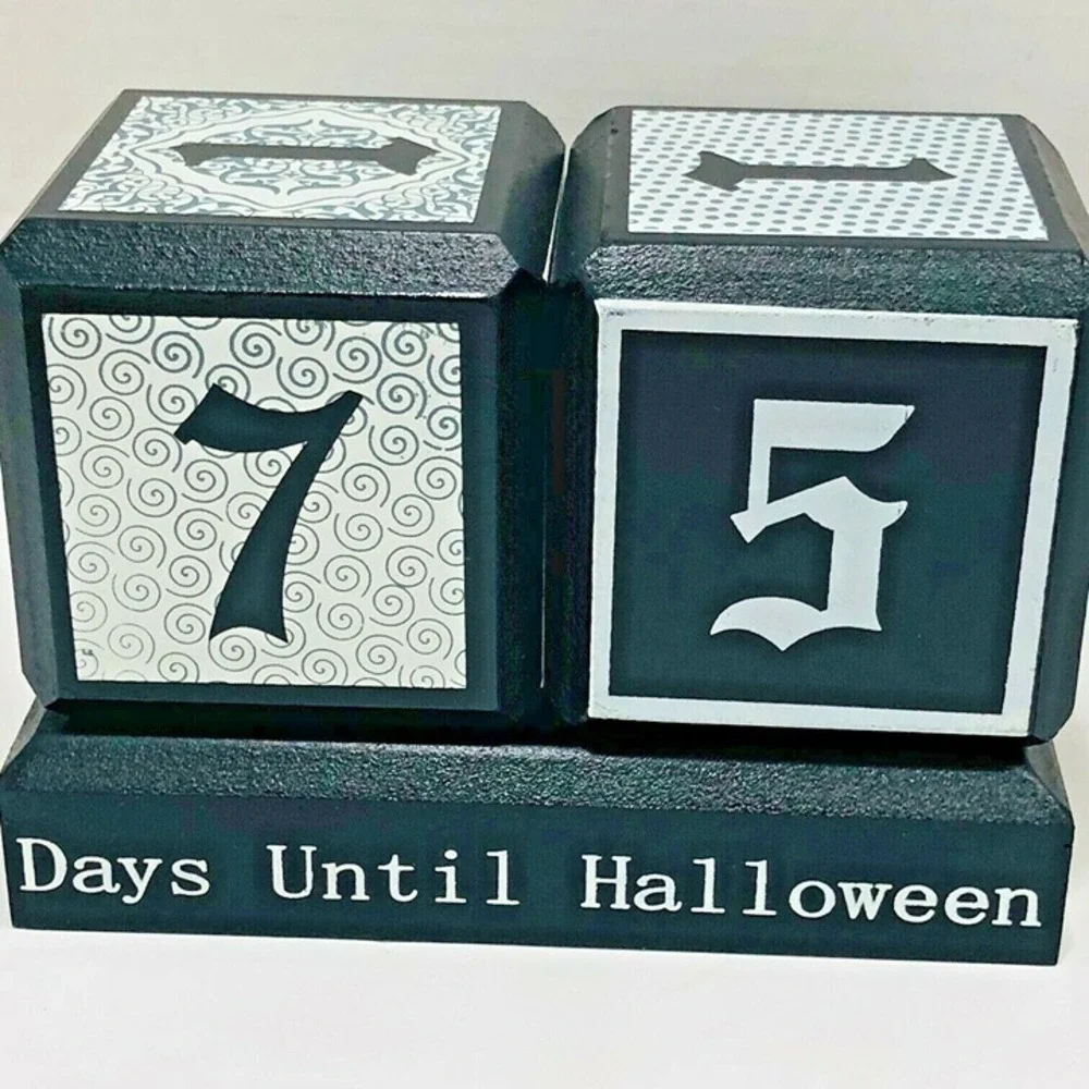 NWOT Days Until Halloween Countdown Calendar Blocks Witchy Goth Festive Decor